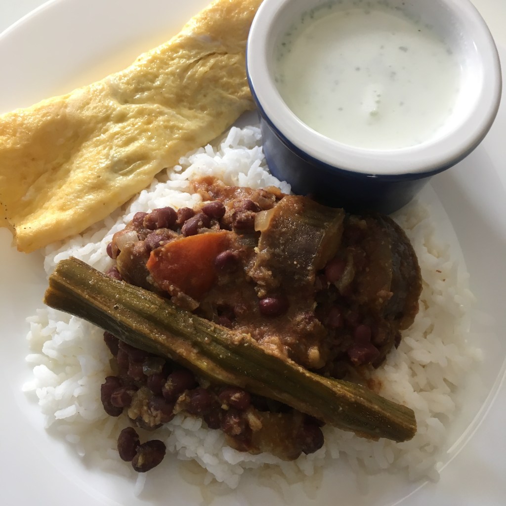 Thatta Payaru Kuzhambu/Adzuki Beans&nbsp;Curry